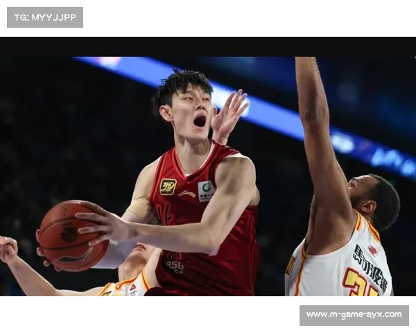 小波特高度评价曾凡博潜力无限 未来篮球生涯前景广阔 小波特高度评价曾凡博潜力无限 未来篮球生涯前景广阔