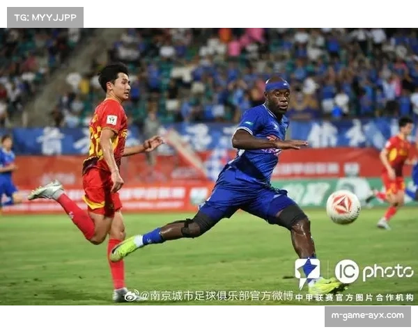 卢佩塔补时绝杀 南京城市逆转青岛红狮取胜